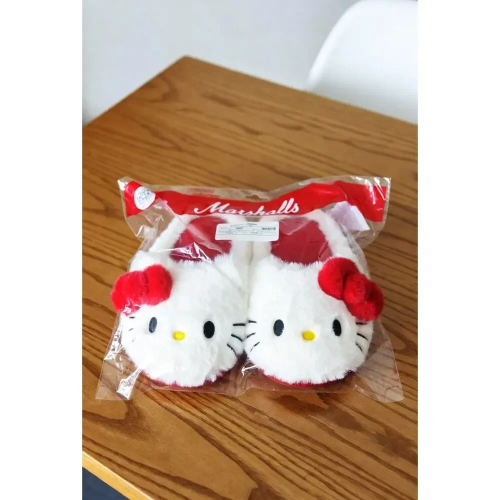 Hello Kitty Plush Slippers – Little Kid Size 2/3 – Brand New